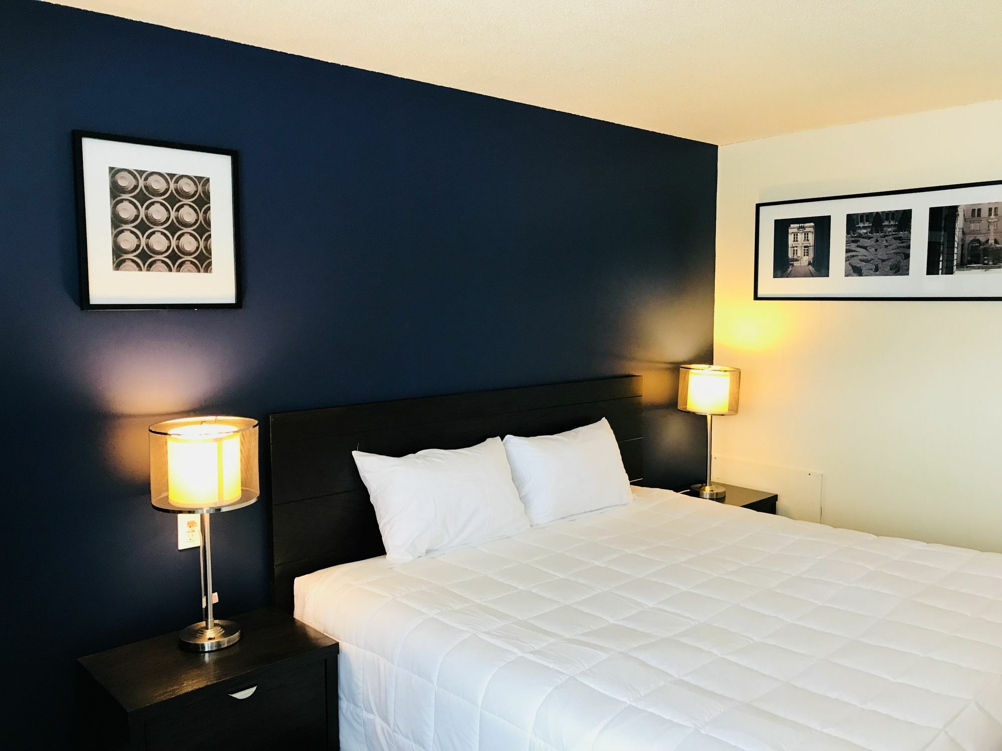 Empire Inn & Suites Penhold Dış mekan fotoğraf
